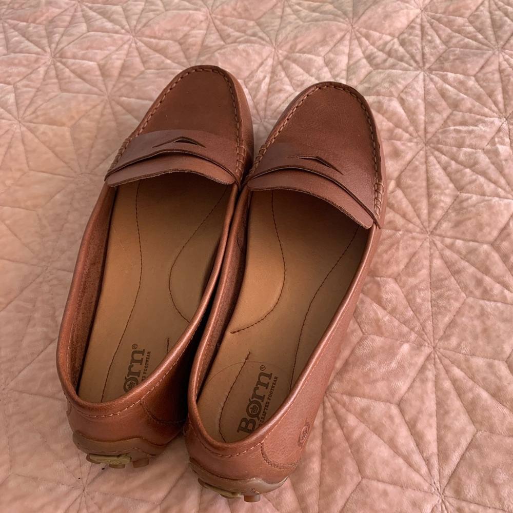 Like new Born driving loafers